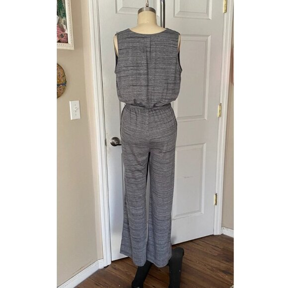 NY & Co. Heather Gray Smocked Belted Waist Cocktail JUMPSUIT Romper *X-SMALL* - Picture 5 of 7